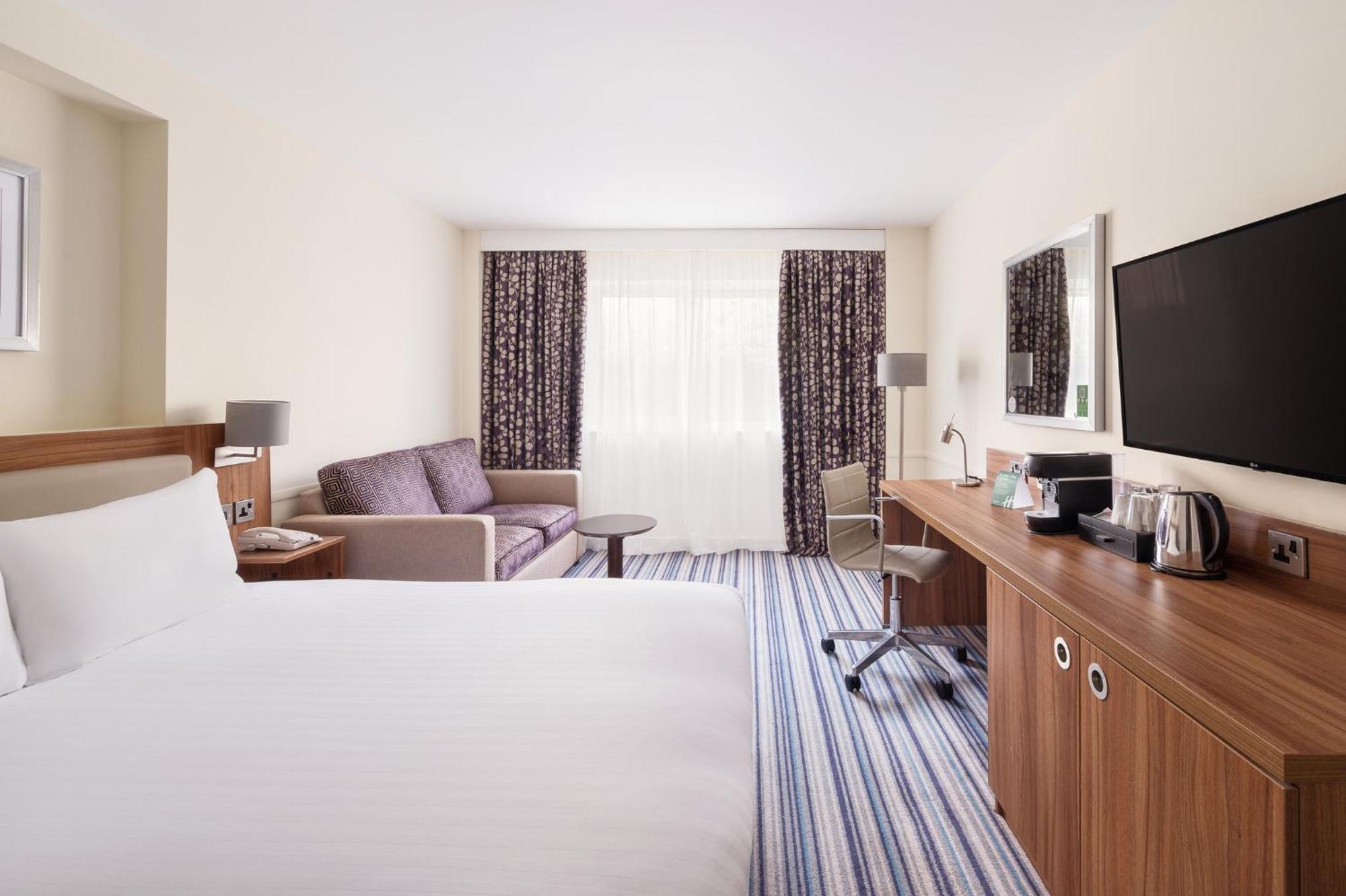Holiday Inn Leeds Garforth By Ihg Exterior photo